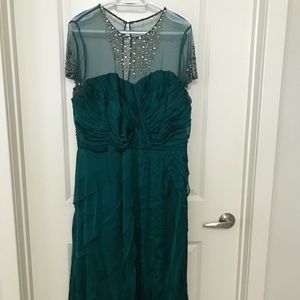 Adrianna Papell Formal Gown